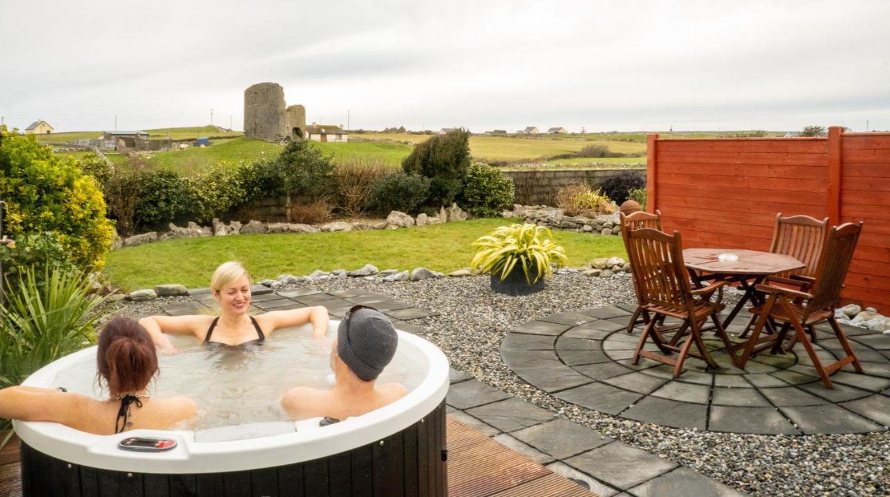 Luxury Lodges In Doolin Village With Hot Tubs Exterior photo